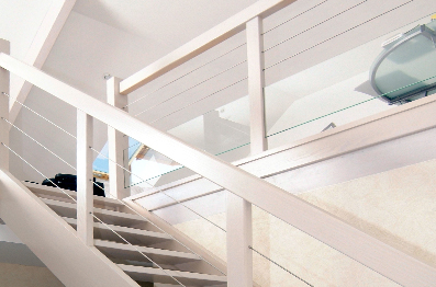 Escalier contemporain design traditionnel en Alsace